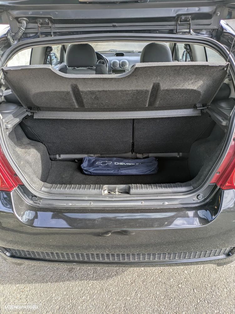 Chevrolet Aveo 1.2 LT - 10