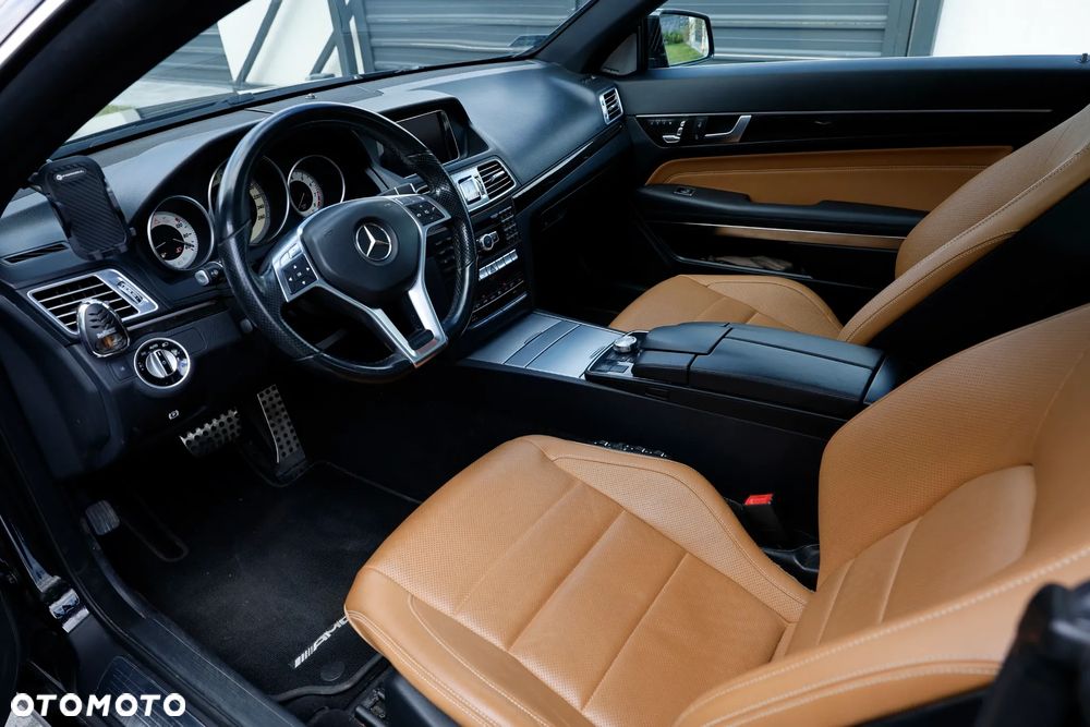 Mercedes-Benz Klasa E 400 4Matic Coupe 9G-TRONIC AMG Line - 14