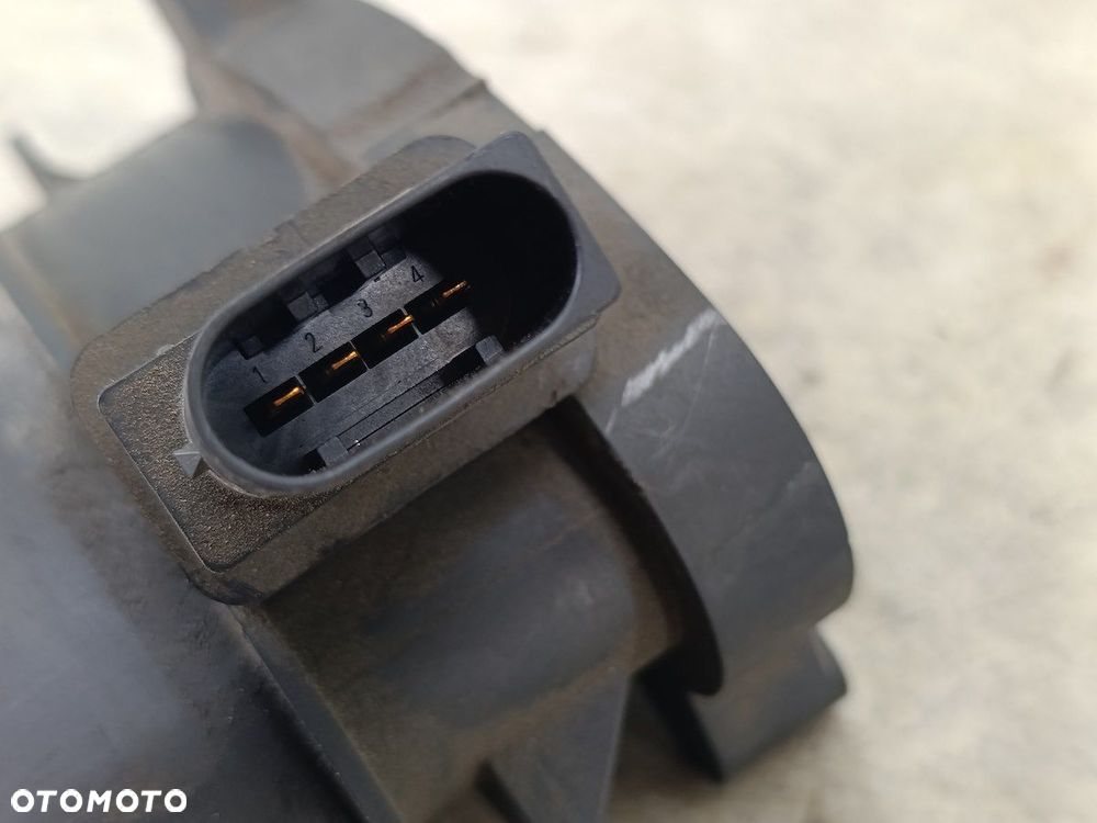 PRZEPŁYWOMIERZ POWIETRZA BMW 3 E46 7788744 0928400504  BOSCH 2.0 D 318td - 8