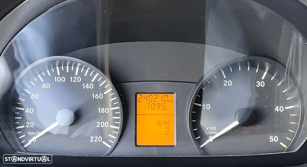 Mercedes-Benz Vito 110 CDi/32 - 32