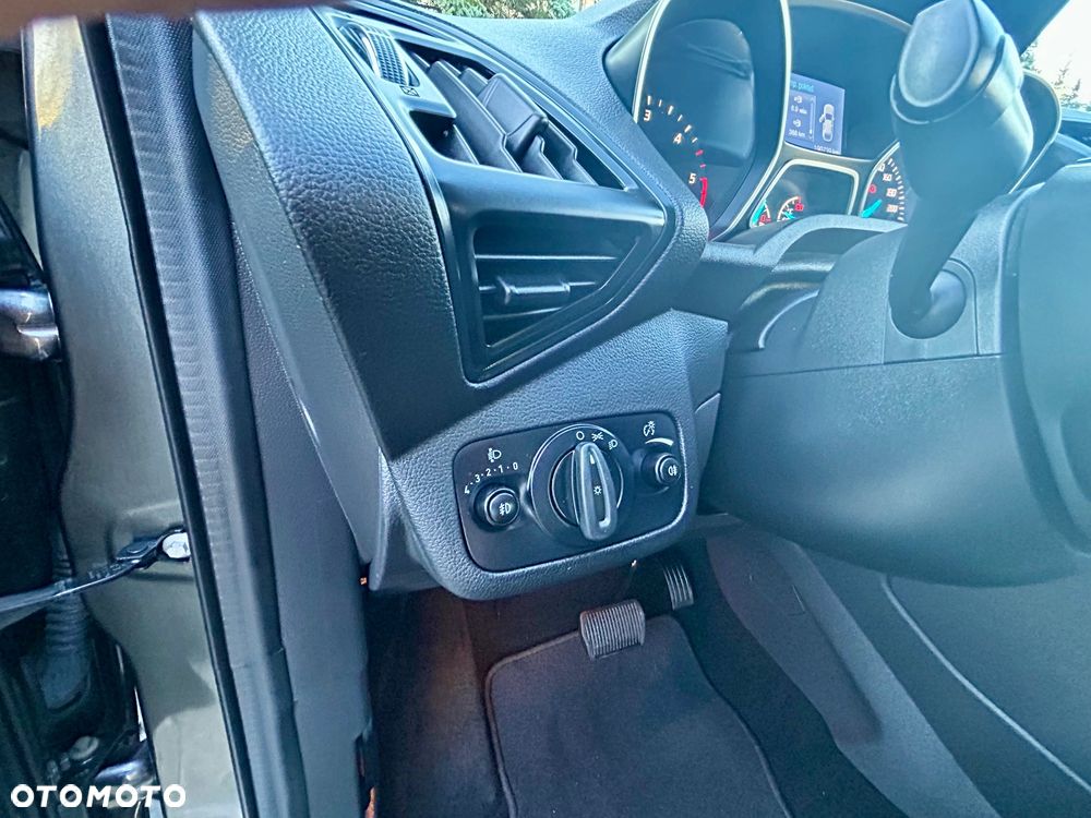 Ford Kuga 2.0 TDCi 4WD Trend - 35