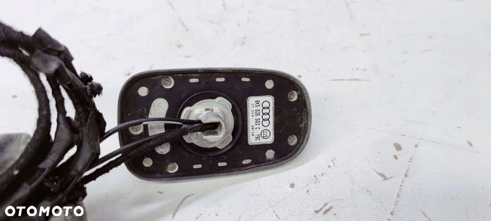 ANTENA LOTKA REKIN AUDI A4 A5 Q5 8K5035503C LY9C - 2
