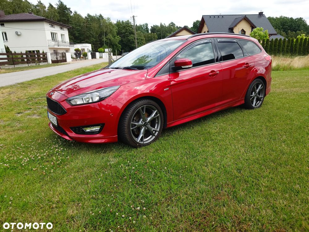Ford Focus 1.5 EcoBoost ST-Line ASS - 1