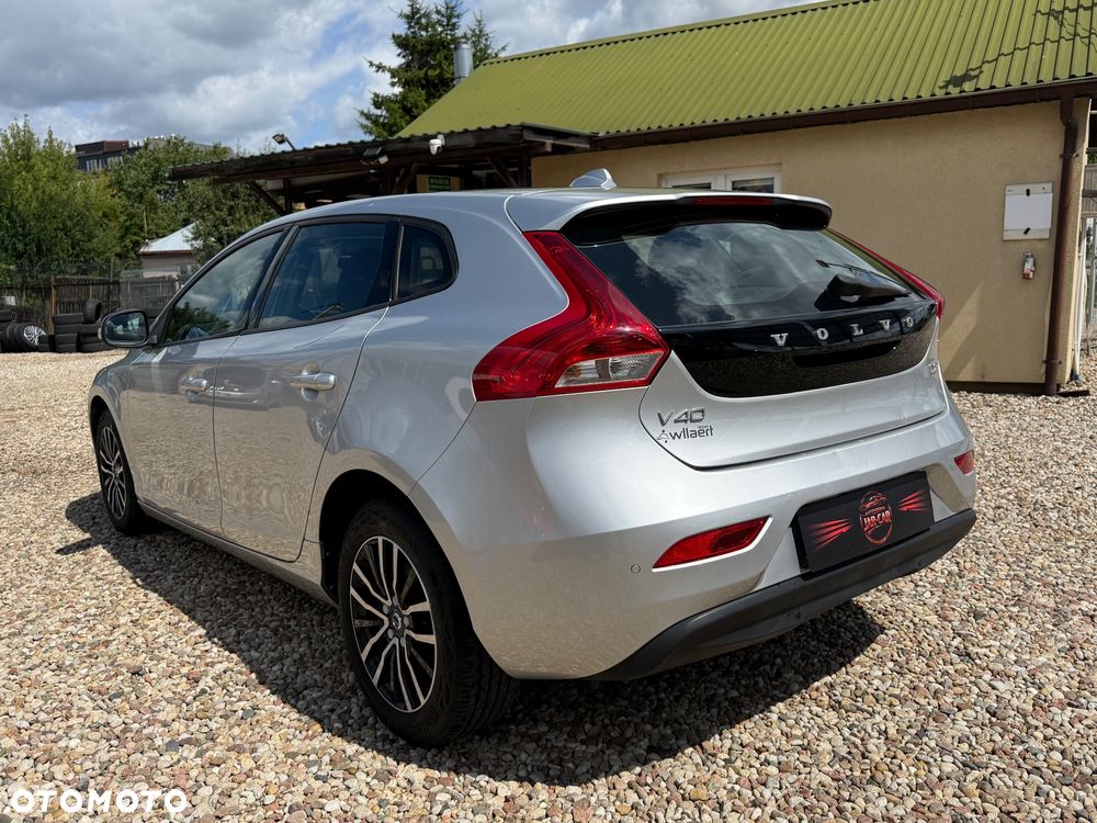 Volvo V40 D2 Kinetic - 11