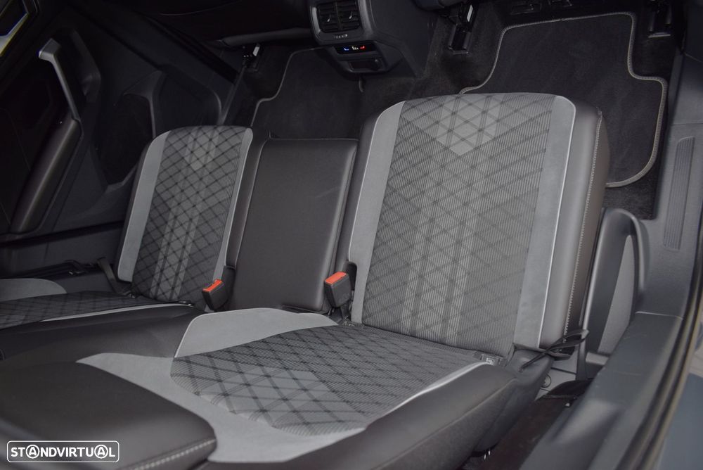 VW Tiguan 1.4 TSI eHybrid R-Line DSG - 40