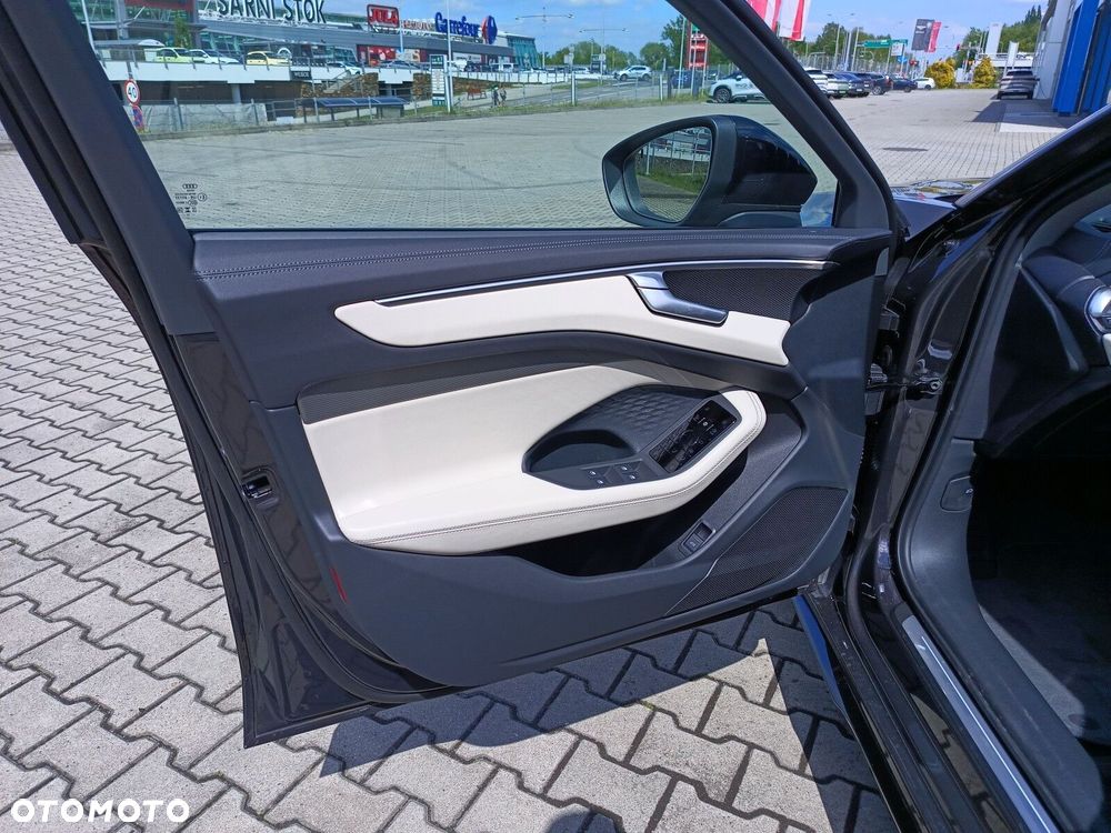 Audi A6 Avant TDI mHEV Quattro S tronic - 11