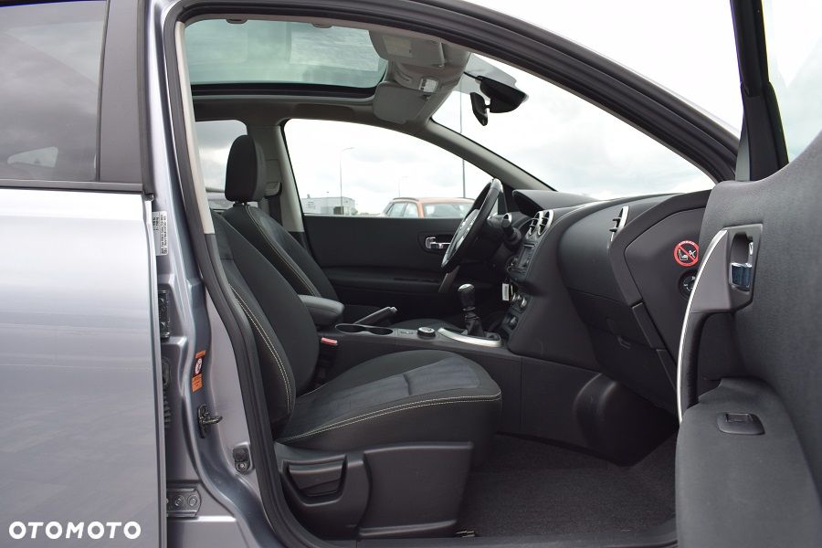 Nissan Qashqai 1.6 dCi 4 x 4 DPF Start/Stop tekna - 12