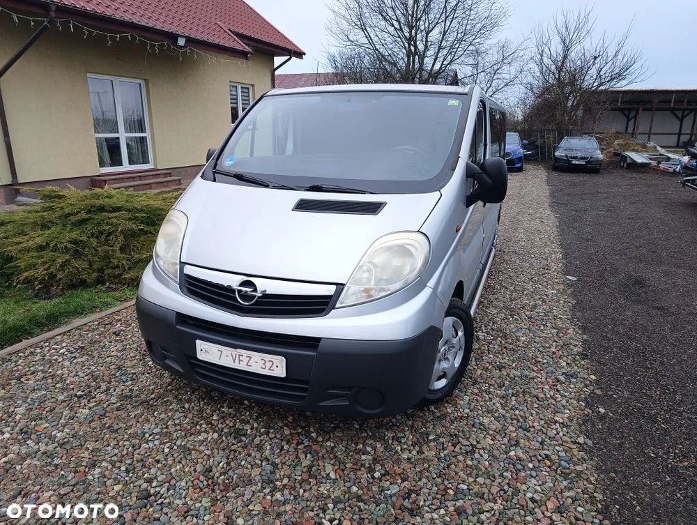 Opel Vivaro - 25