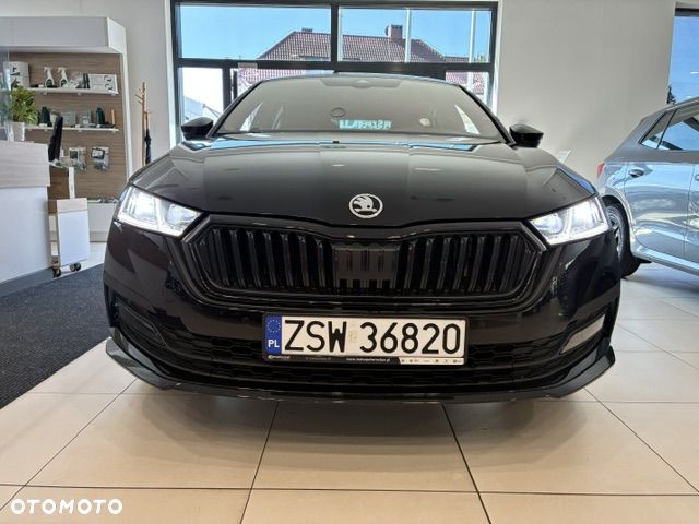 Skoda Octavia 1.5 TSI mHEV Sportline DSG - 2