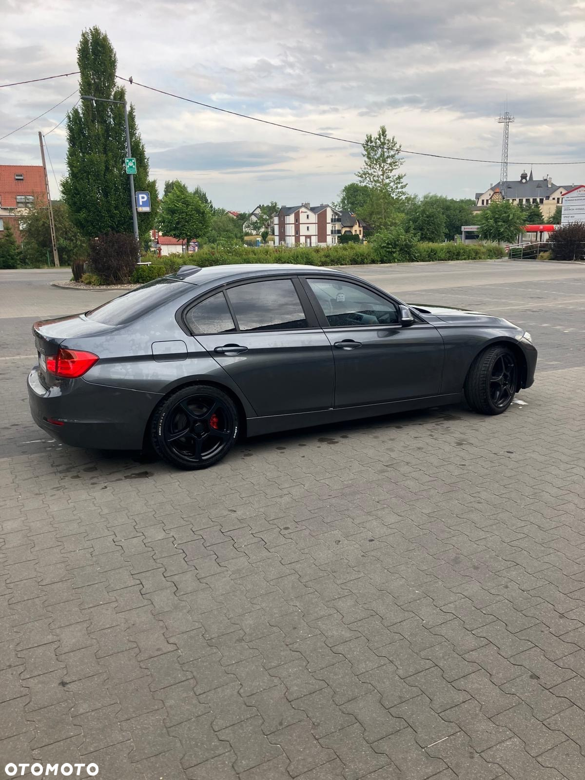 BMW Seria 3 318d - 7