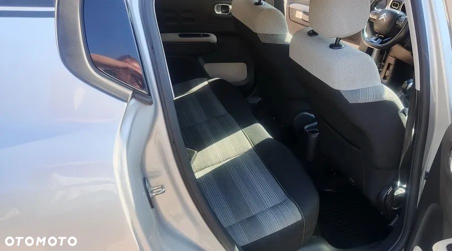 Citroën C3 1.2 PureTech Shine - 23