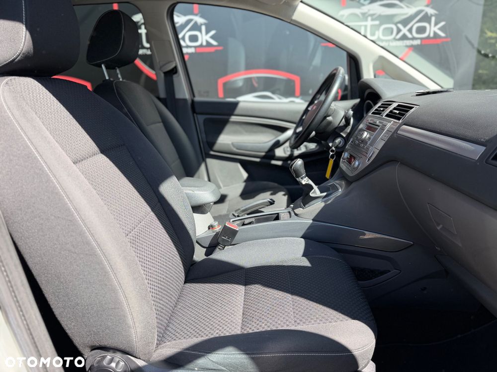 Ford Focus C-Max - 31