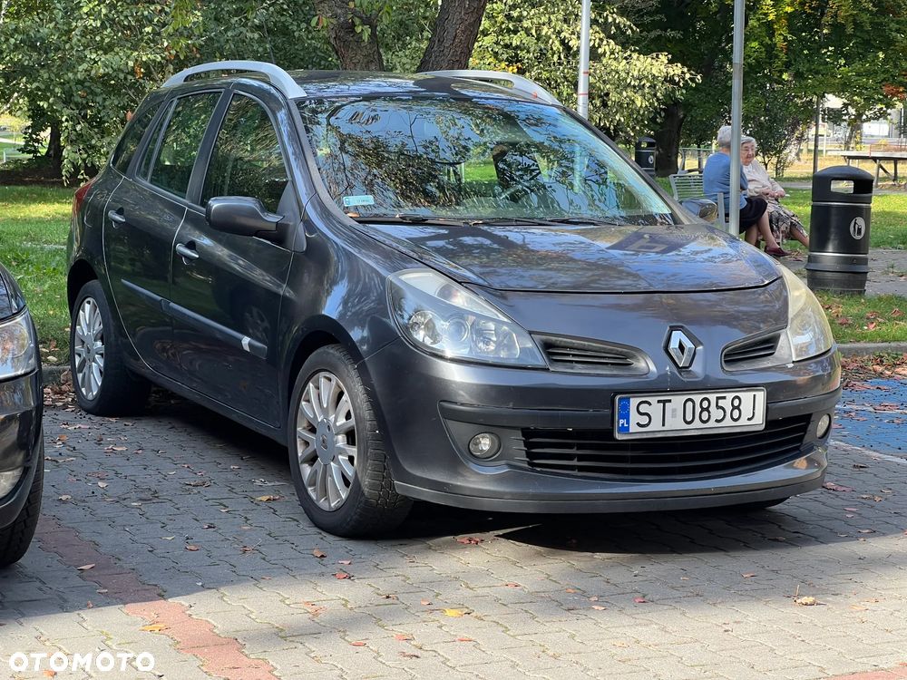 Renault Clio - 2