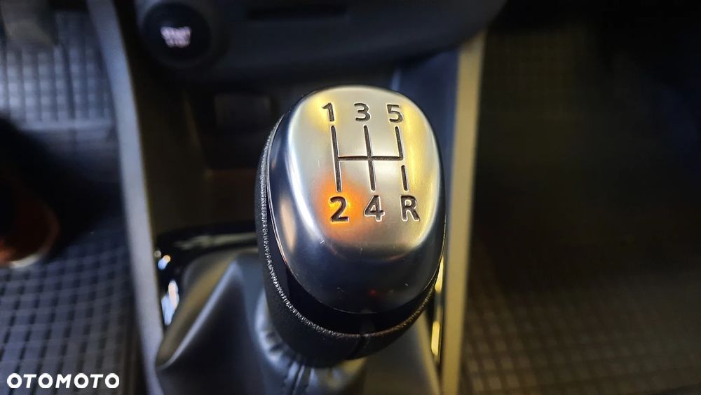 Renault Clio (Energy) TCe 90 Start & Stop LIMITED - 19