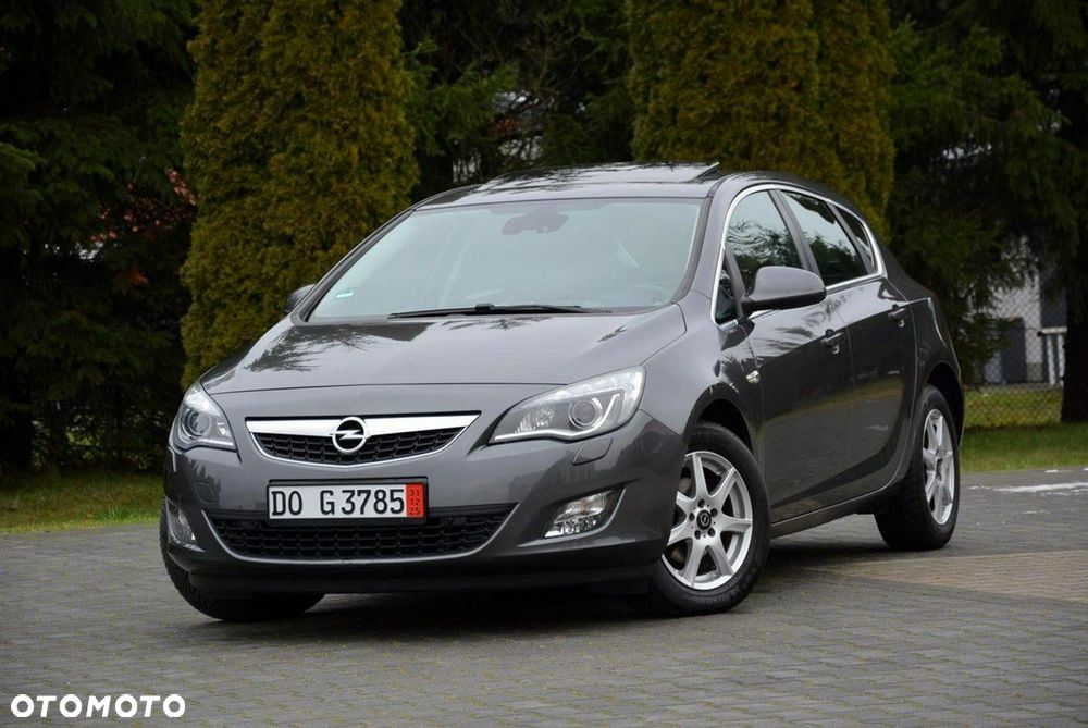 Opel Astra 1.4 Turbo Cosmo - 9