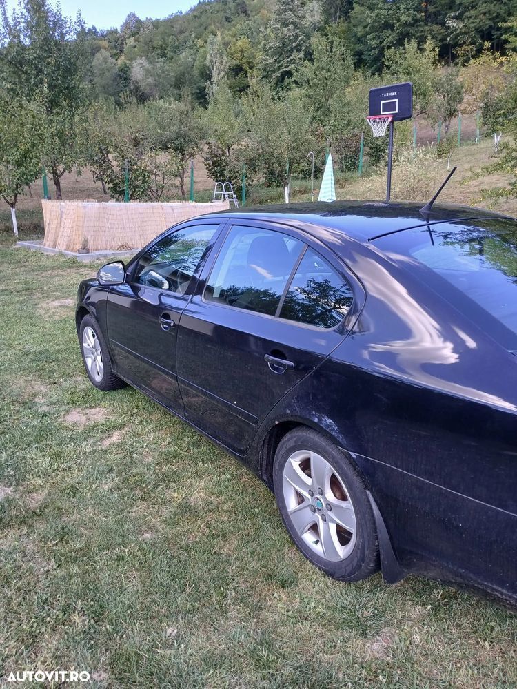 Skoda Octavia 2.0 TDI Business - 8