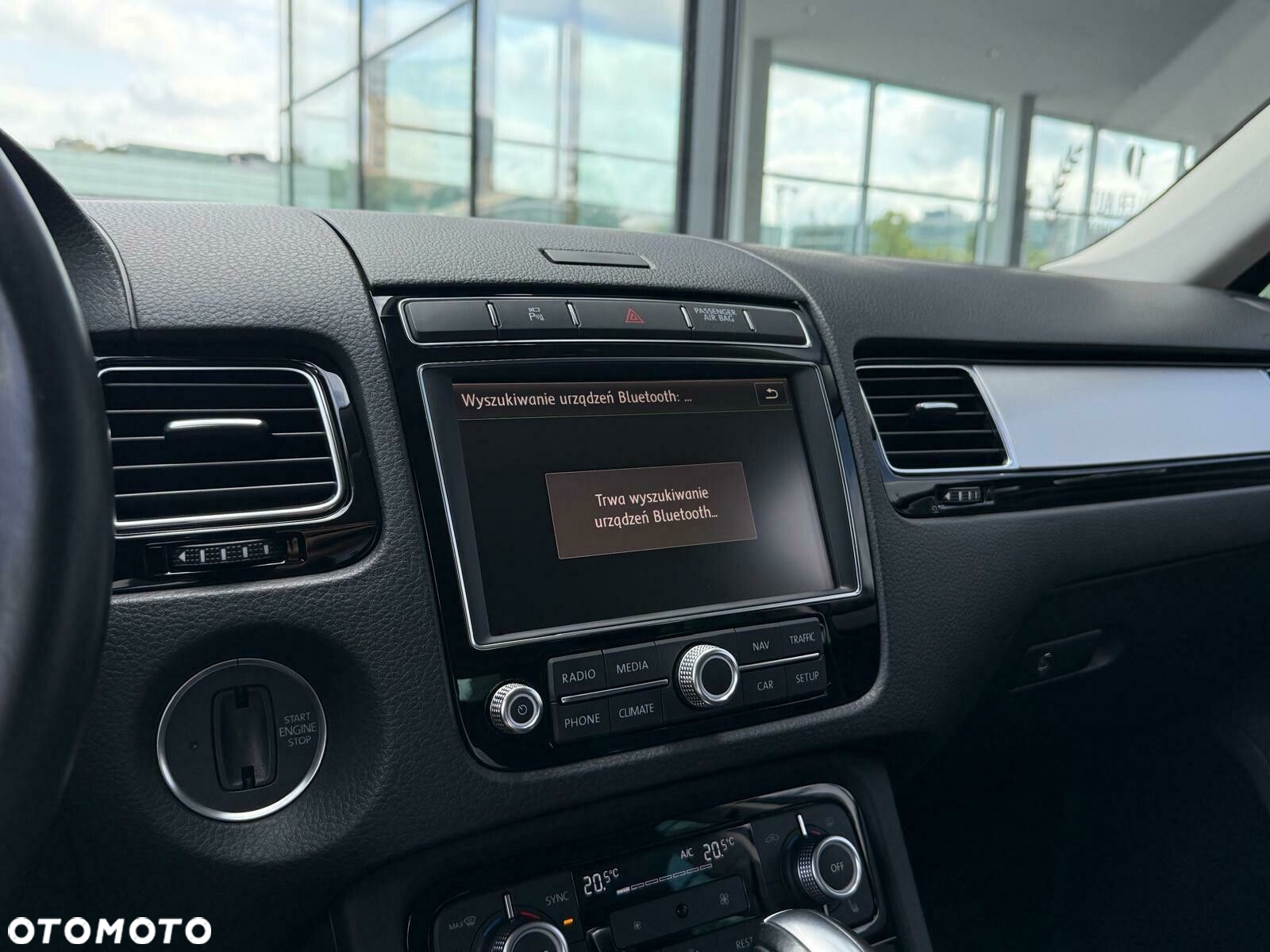 Volkswagen Touareg - 22