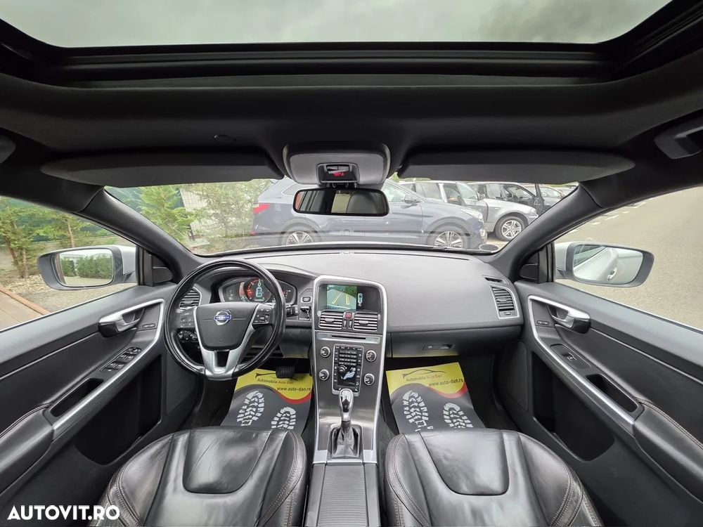 Volvo XC 60 D5 AWD Summum - 5