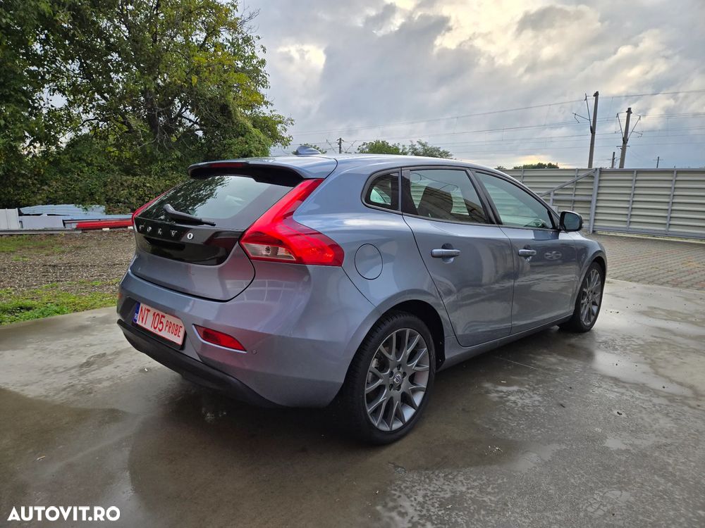 Volvo V40 D2 - 3