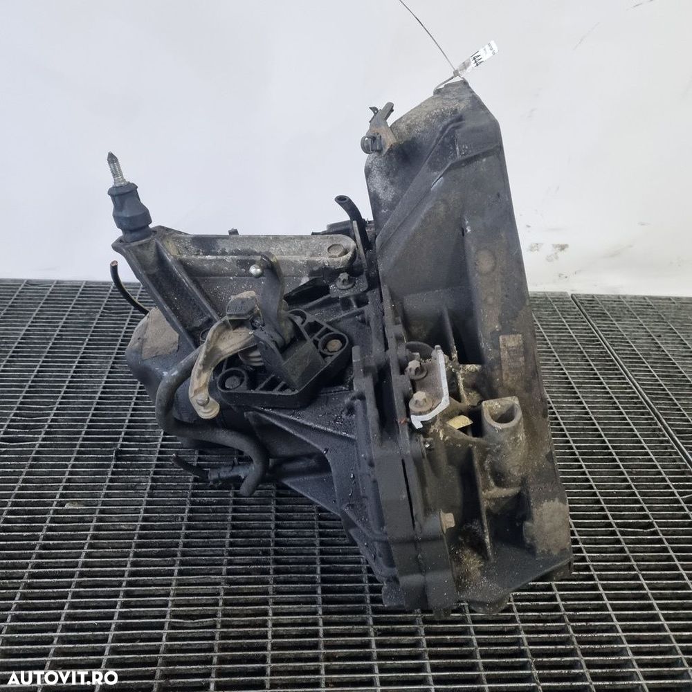 Cutie de viteze Nissan Qashqai Facelift 1.6 Benzina 2010 - 2013 117CP Manuala 5 Trepte ... - 2