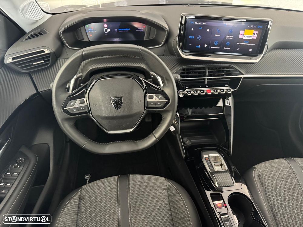 Peugeot 208 1.2 PureTech Allure EAT8 - 20