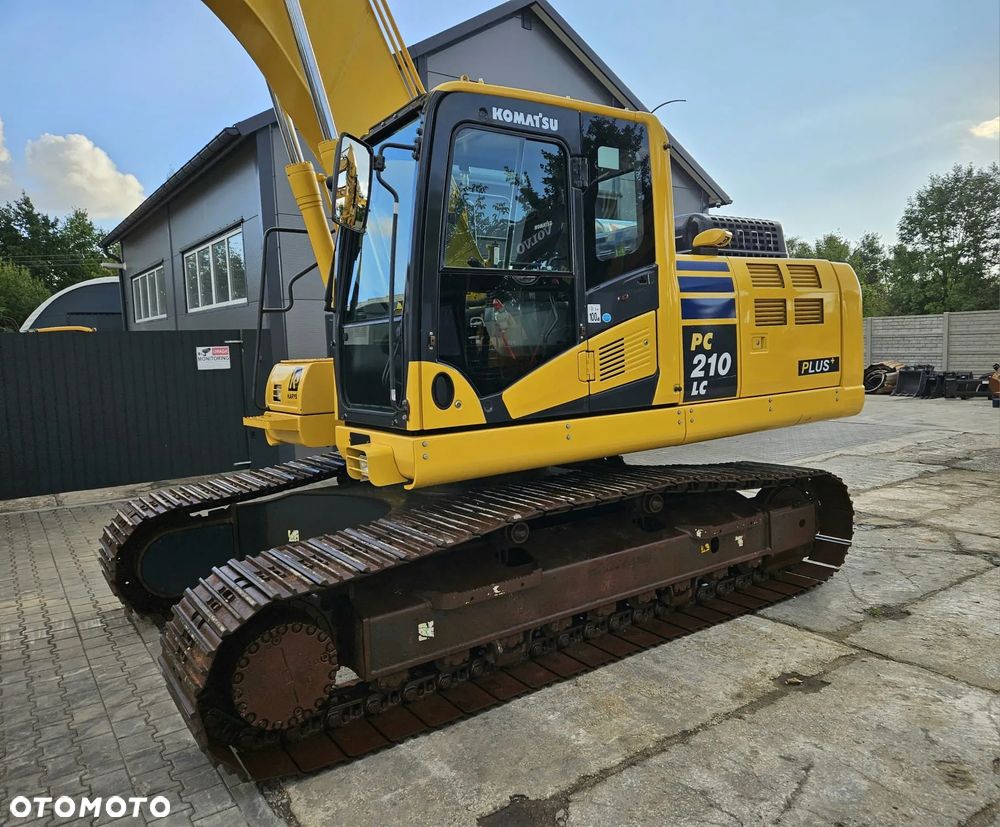 Komatsu PC210 LC-11 LONG | 2019 | 3251 mth | PC 210 240 - 16