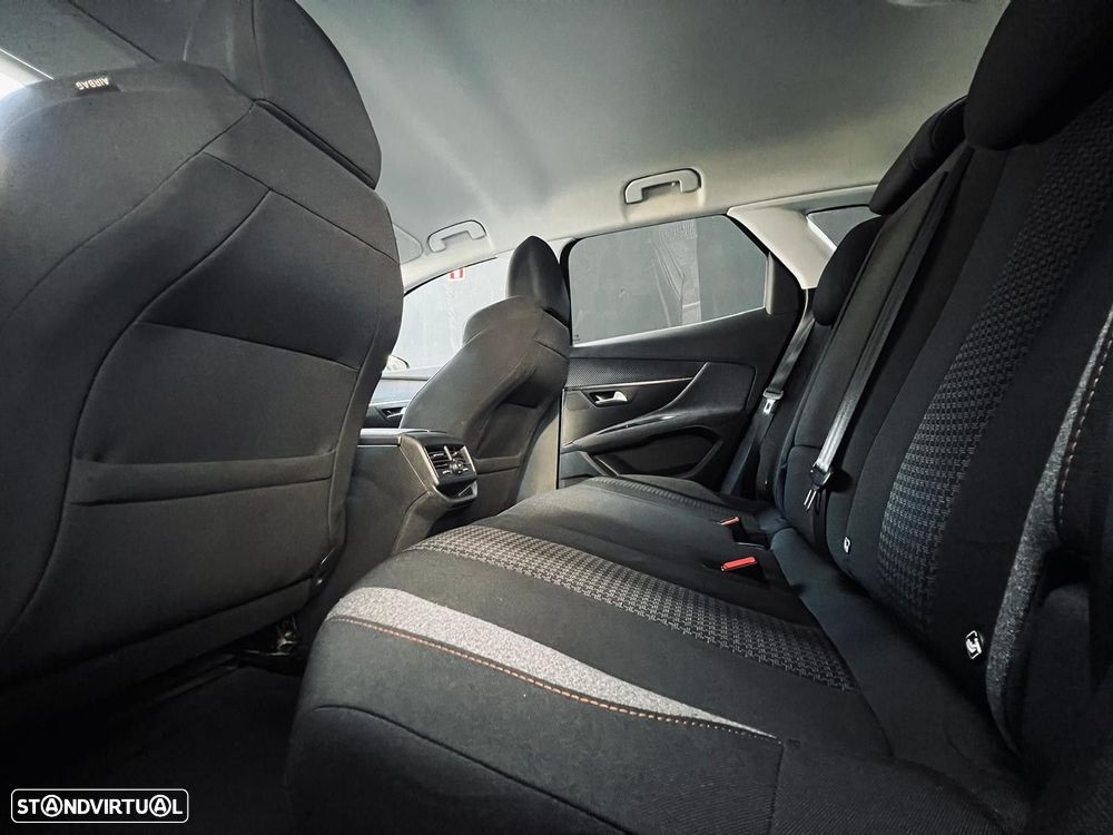 Peugeot 3008 1.6 BlueHDi Active - 43
