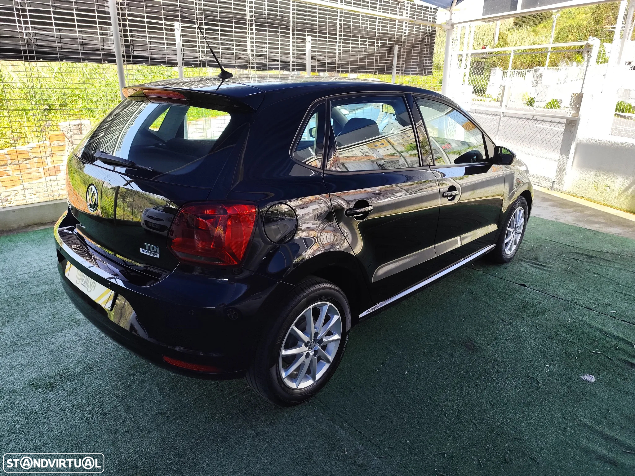 VW Polo 1.4 TDi BlueMotion - 11
