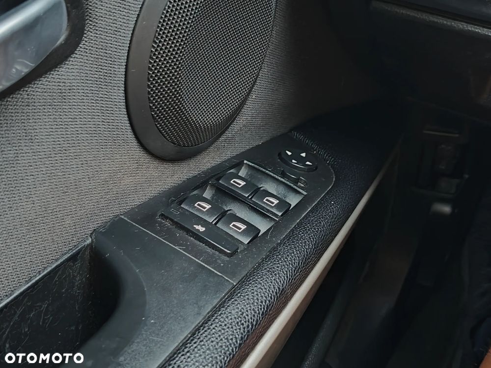 BMW Seria 3 320d DPF - 21