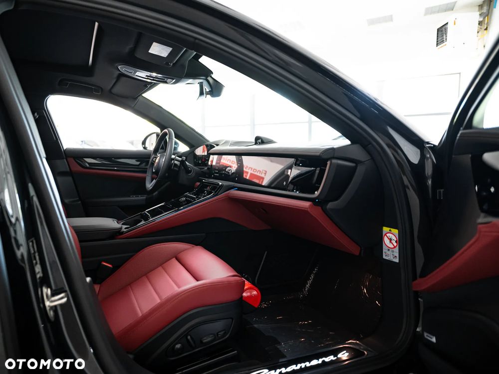 Porsche Panamera 4 - 18