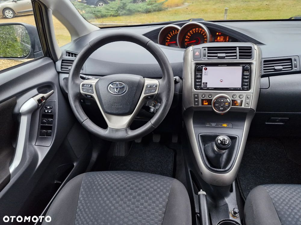 Toyota Verso 1.8 7-Sitzer Skyview Edition - 10