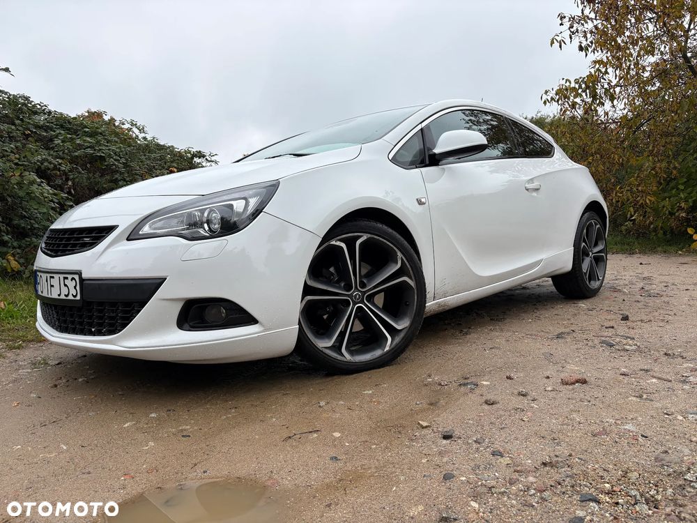 Opel Astra IV GTC 2.0 CDTI Sport S&S - 1