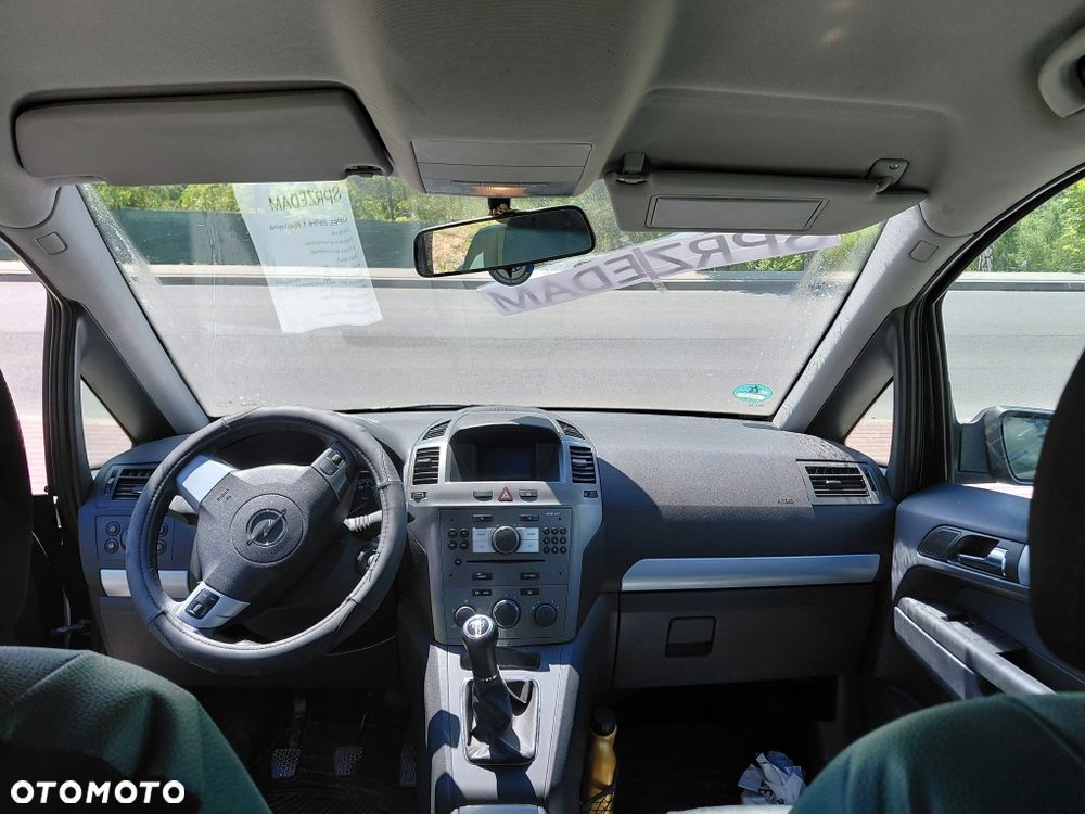 Opel Zafira - 2