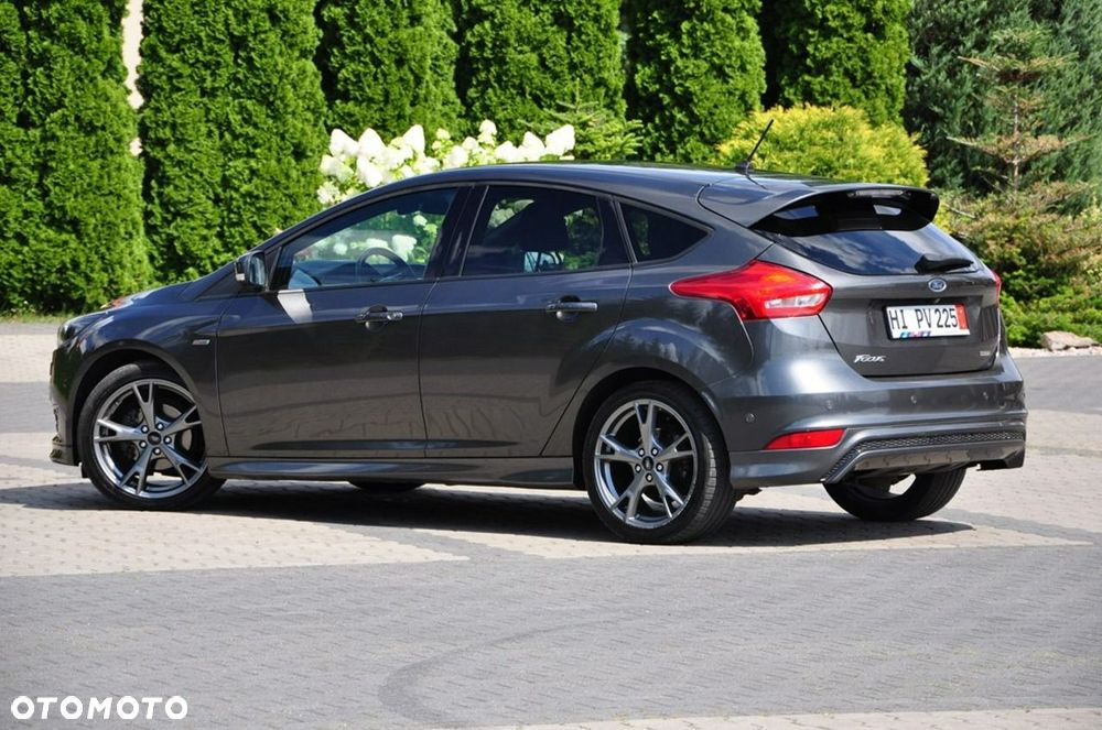 Ford Focus - 21