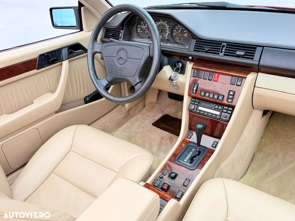 Mercedes-Benz E - 10