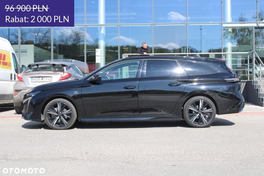 Peugeot 308 - 8