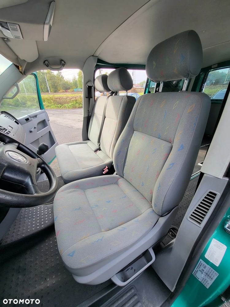 Volkswagen Transporter T5 TDI L1H1 Mixt - 8