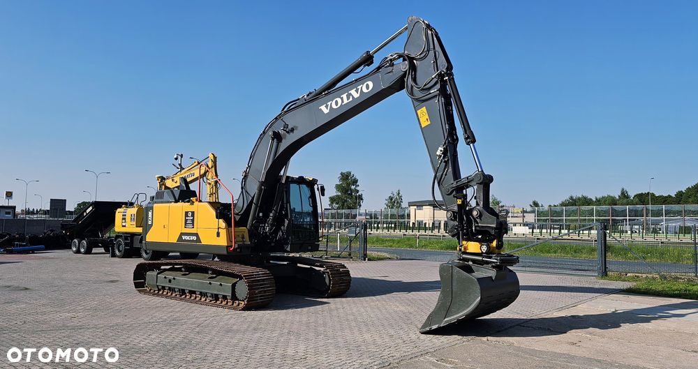 Volvo EC220EL (EC220, EC250) Trimble 3D głowica Engcon/Roto szczypce - 6