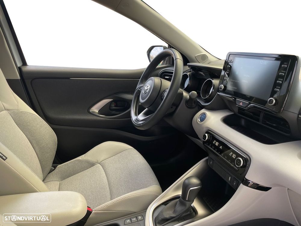 Toyota Yaris - 7