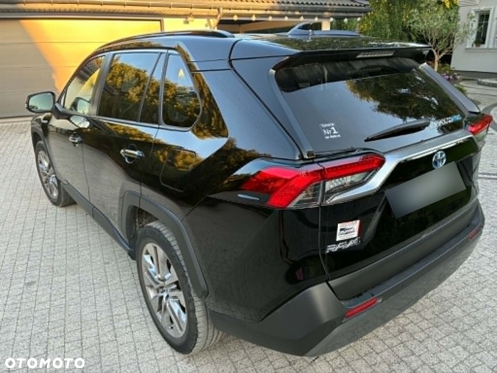 Toyota RAV4 - 5
