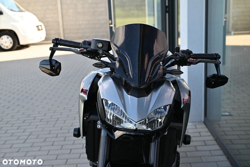 Kawasaki Z 900 - 6