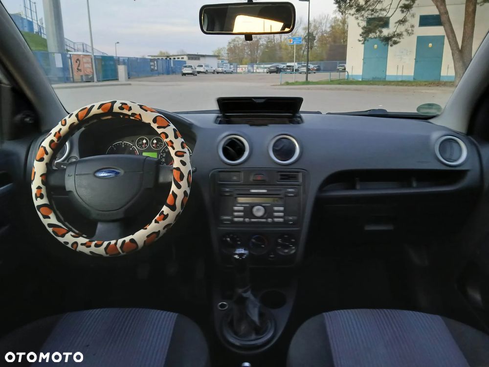 Ford Fusion 1.4 TDCI + - 9