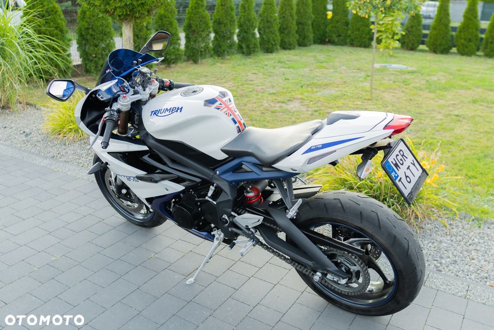 Triumph Daytona - 9