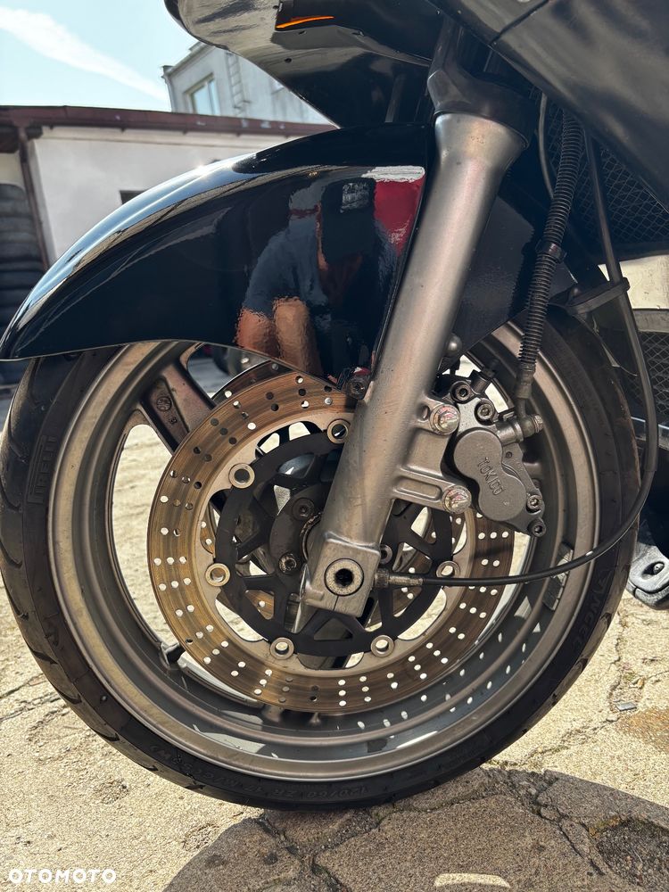 Kawasaki ZZR - 6