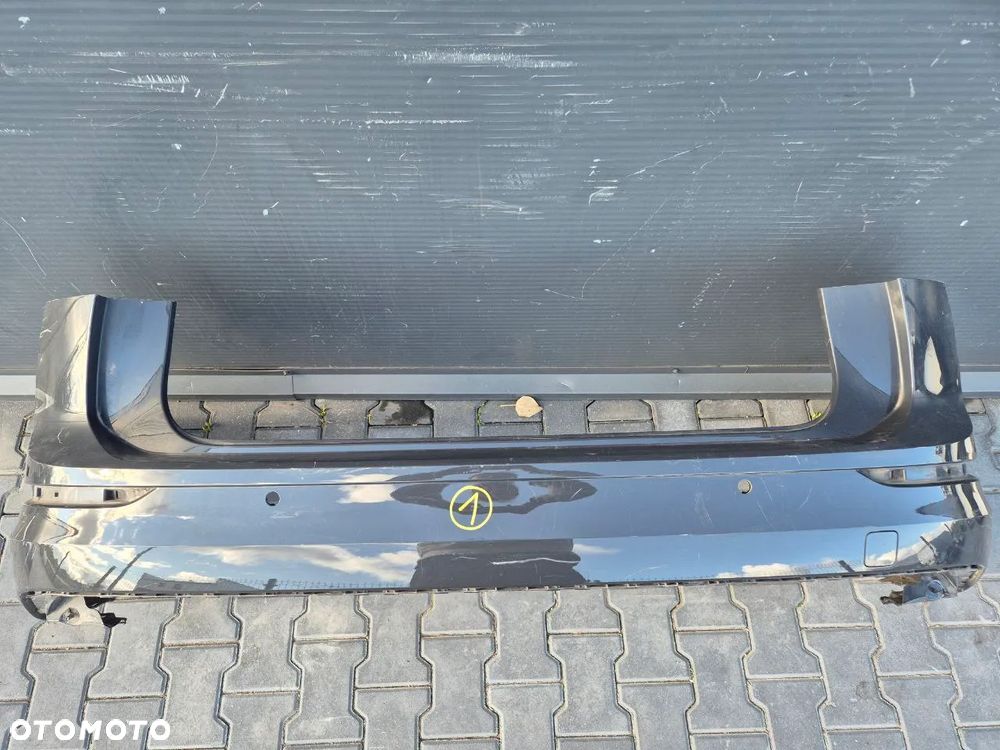 VOLKSWAGEN GOLF VIII ZDERZAK TYŁ (dostępny 1 zderzak) - 1