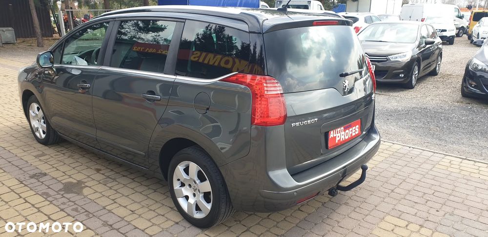Peugeot 5008 - 4