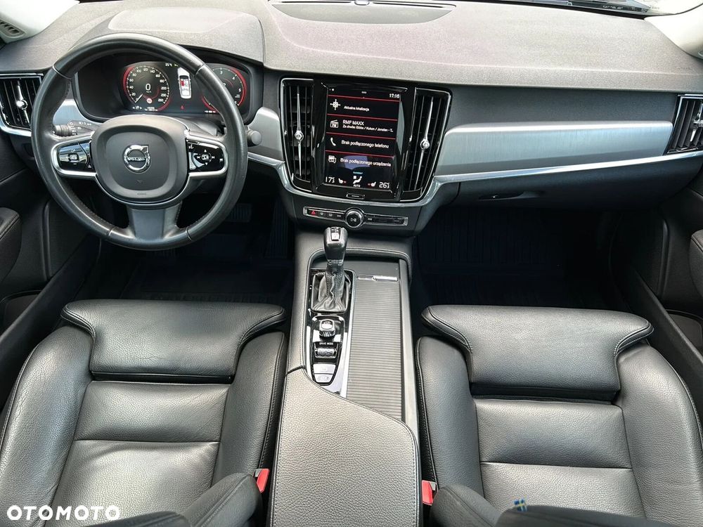 Volvo S90 D4 SCR Momentum Pro - 5