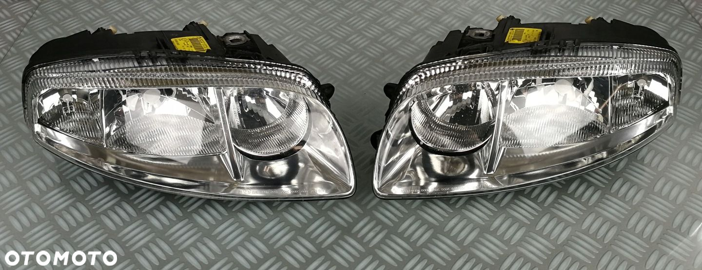 reflektor lampa prawy prawa lewa lewy przód przednia ALFA ROMEO GT 03-10 EU - 2