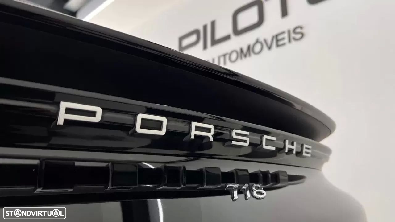 Porsche 718 Boxster 2.0 PDK - 11