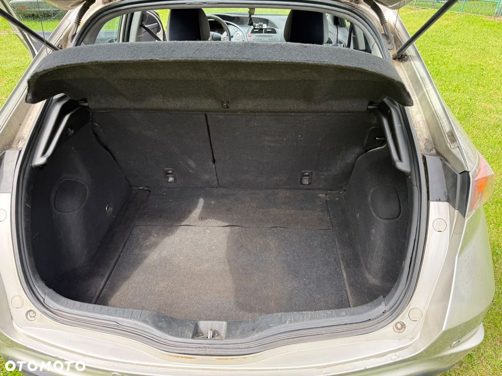 Honda Civic 1.8 Executive - 8